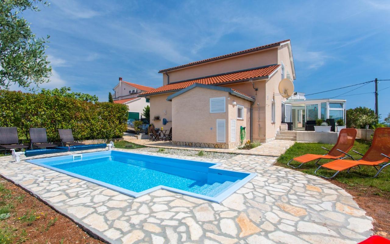 Holiday Home Nika Linardići Exteriér fotografie