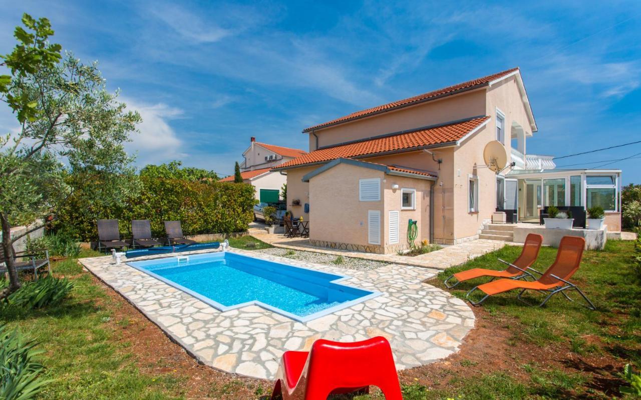 Holiday Home Nika Linardići Exteriér fotografie